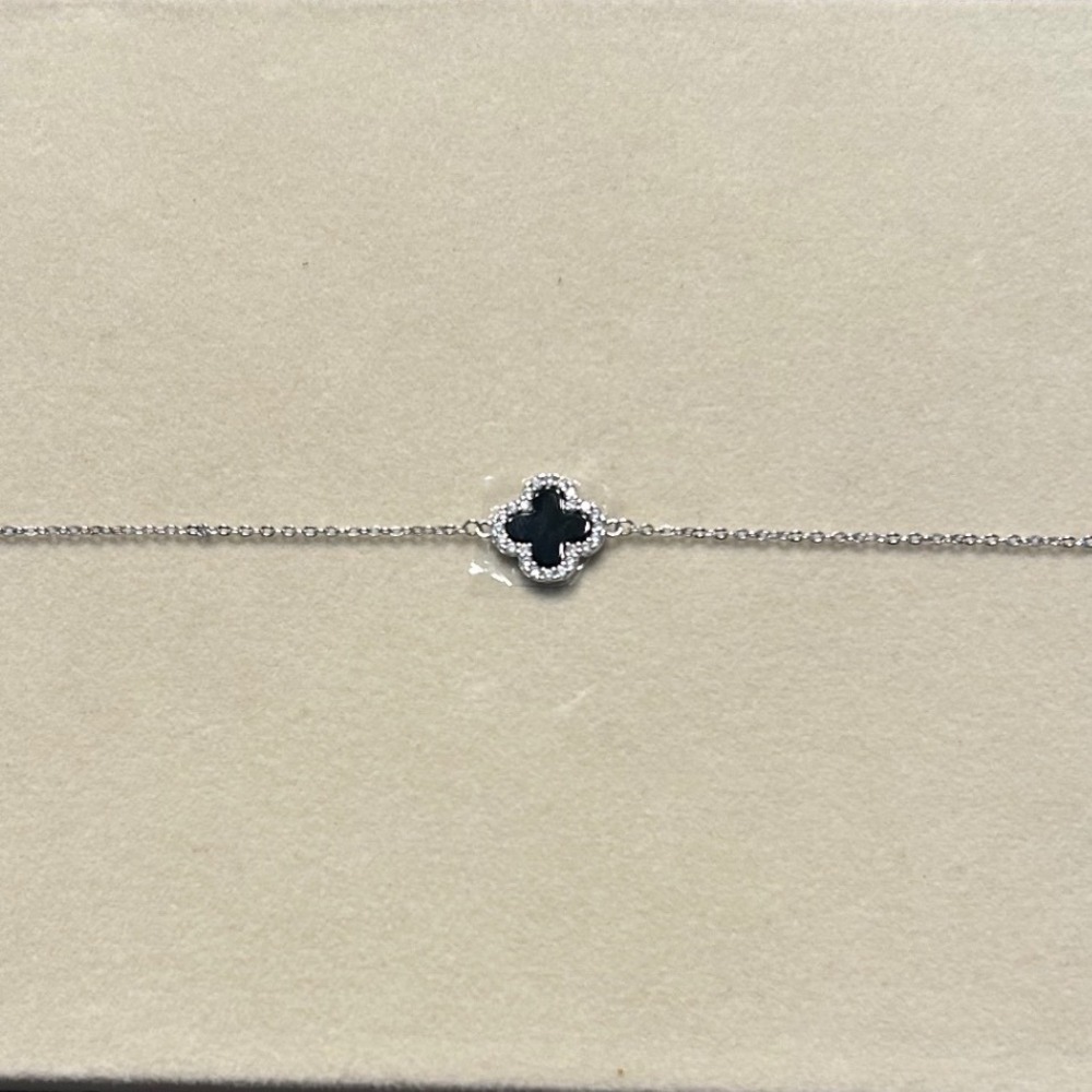 Black Agate Four Leaf Bracelet CZ Halo 925 Sterling Silver Adjustable